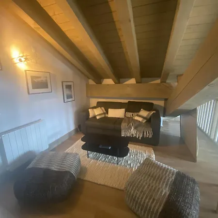 Les 7 Laux Immobilier F *